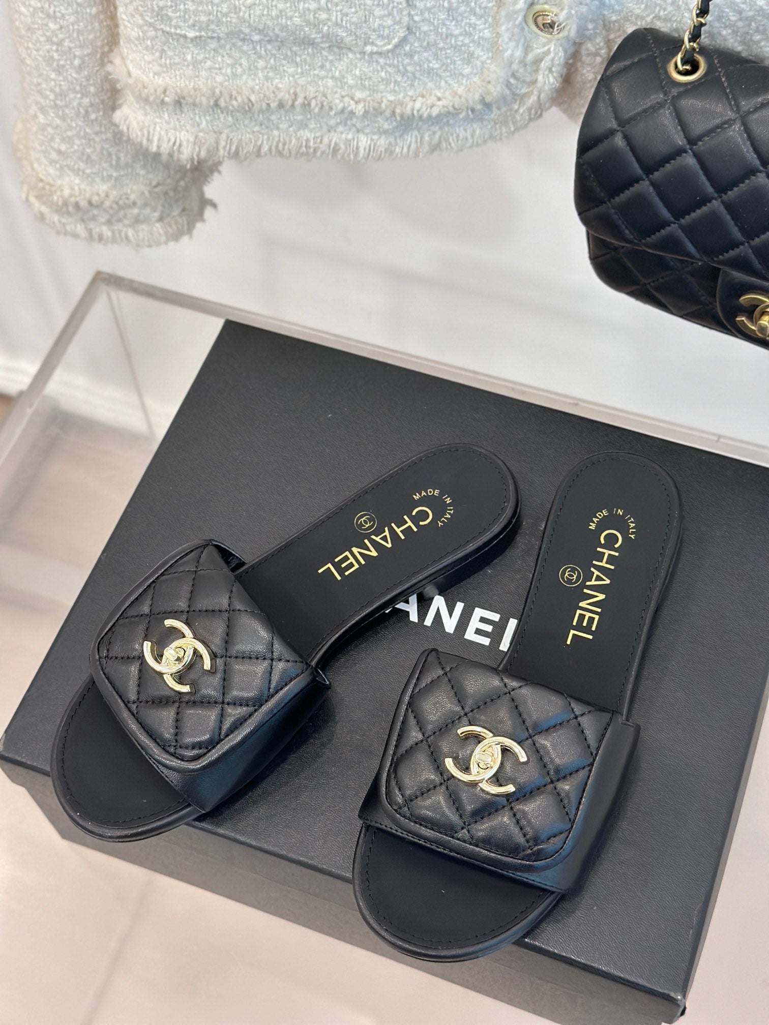 1RC254Z Popular Slippers