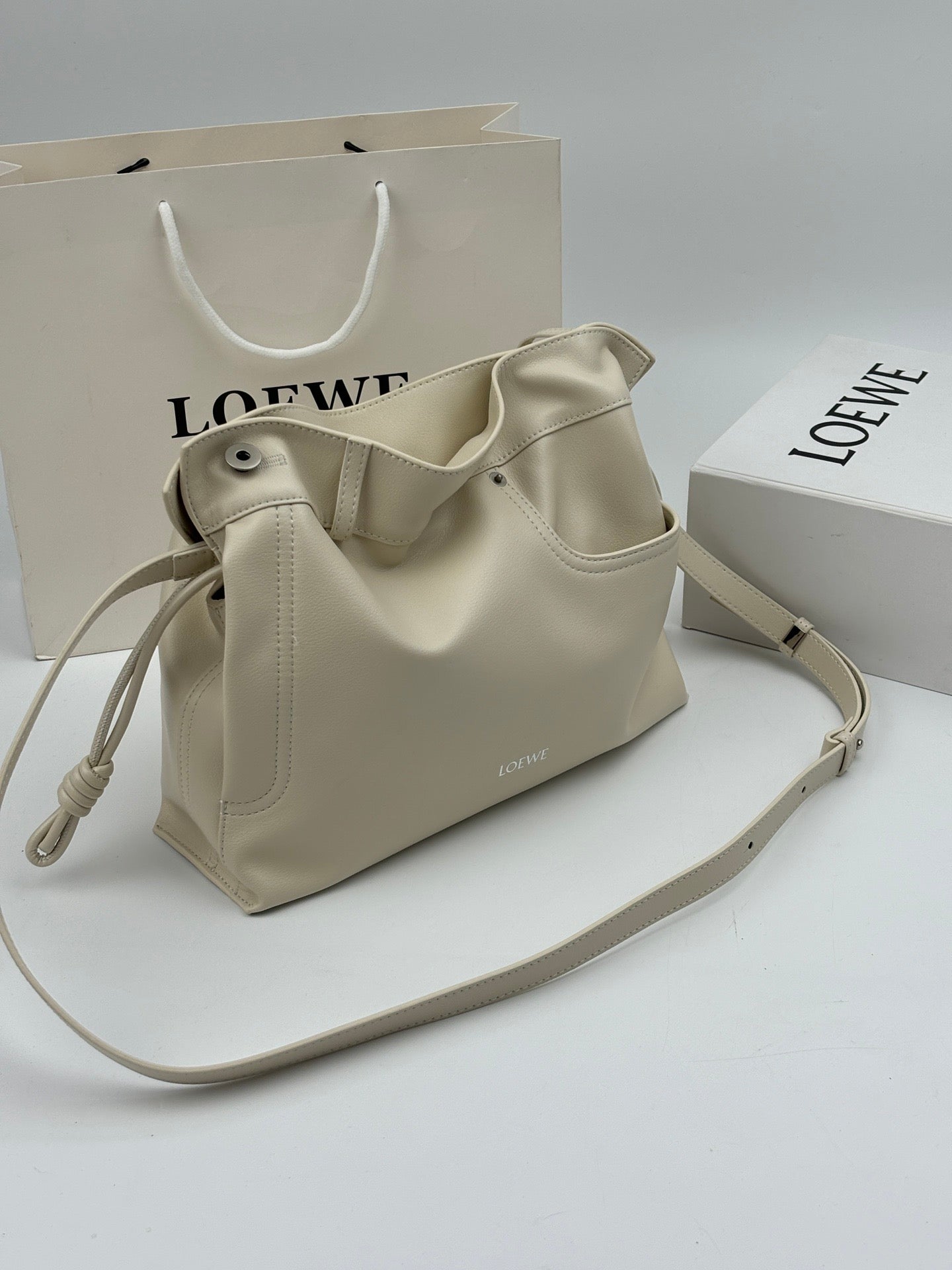 136PA47B Popular leather bag