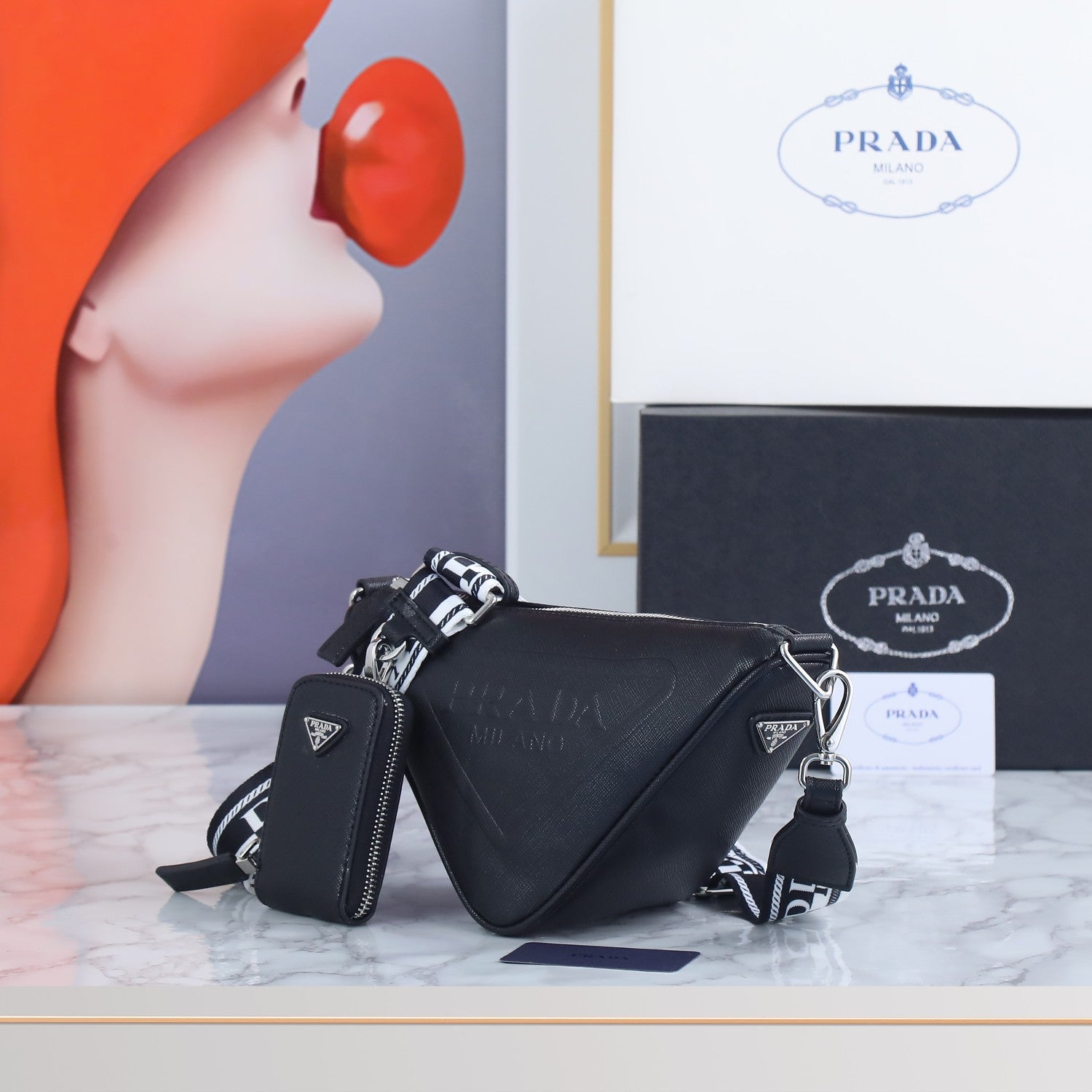 1XPD84B Popular   leather bag 