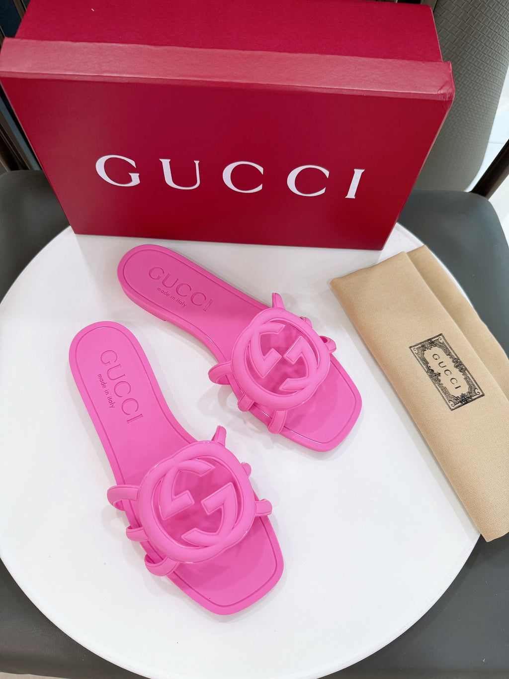 Z2X66B61  Popular high-quality slippers