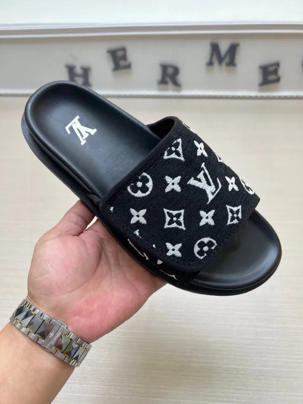 5LE209Z Popular Slippers