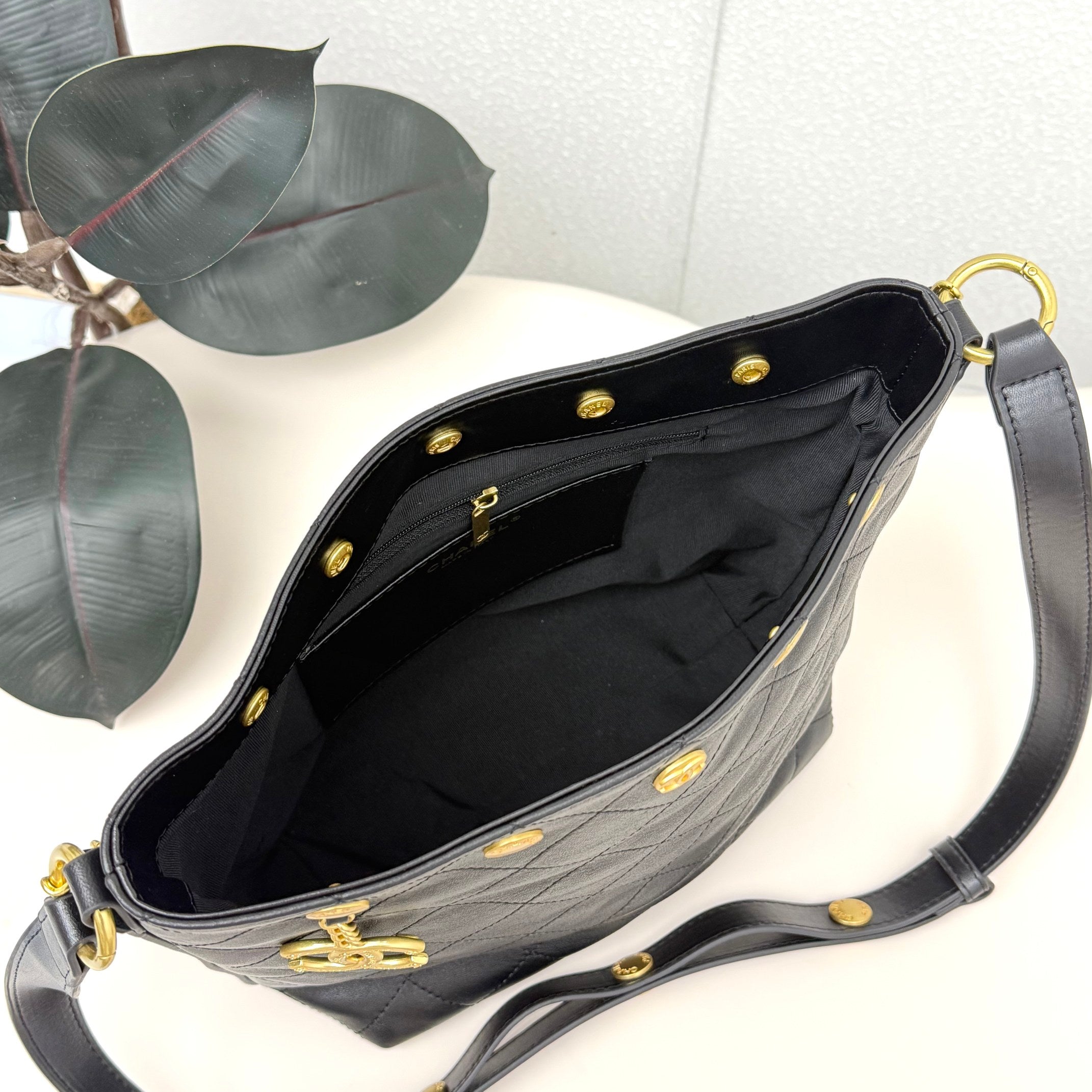 155NC68B Popular    leather bag
