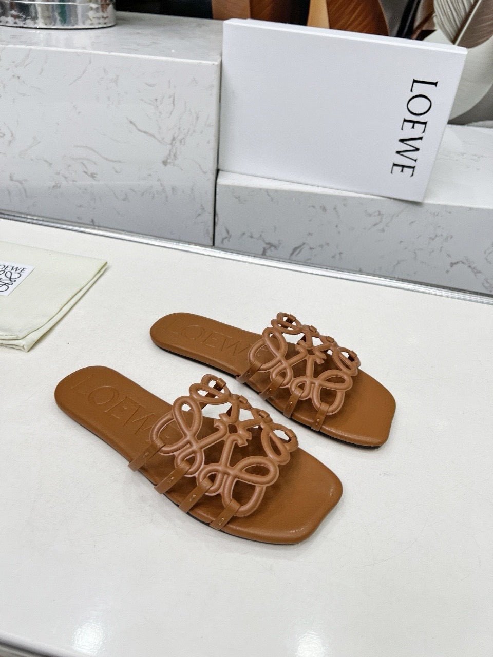 Z2X66A23 Popular high-quality leather Shoes