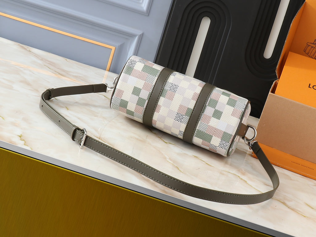 146PE35B Popular leather bag