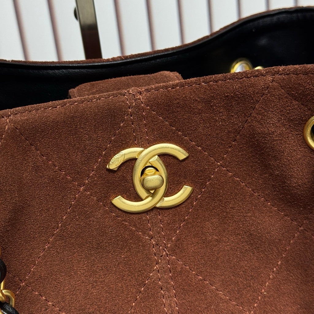 146PC19B Popular leather bag