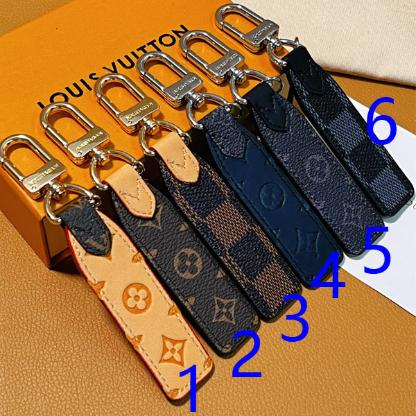 35QE8A Popular bag 's charms accessories
