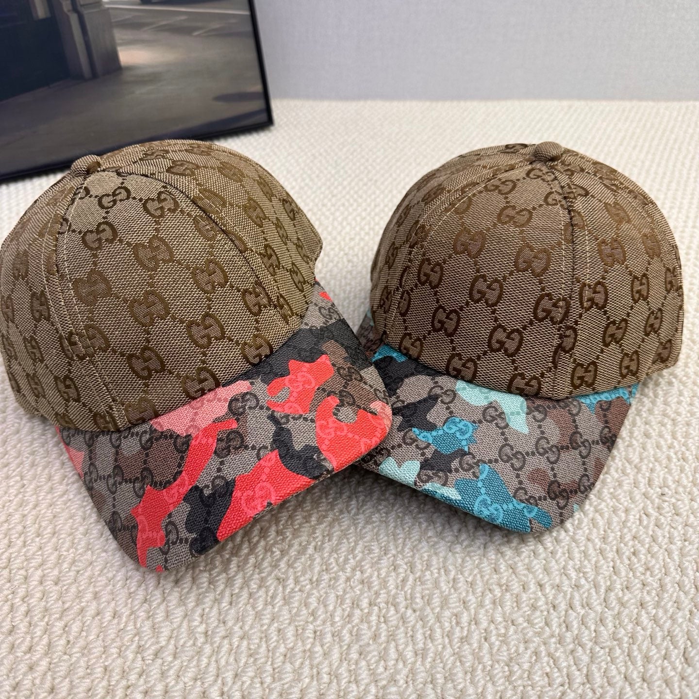 16XB33M Popular hats