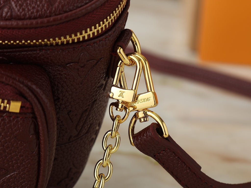 146PE72B Popular leather bag