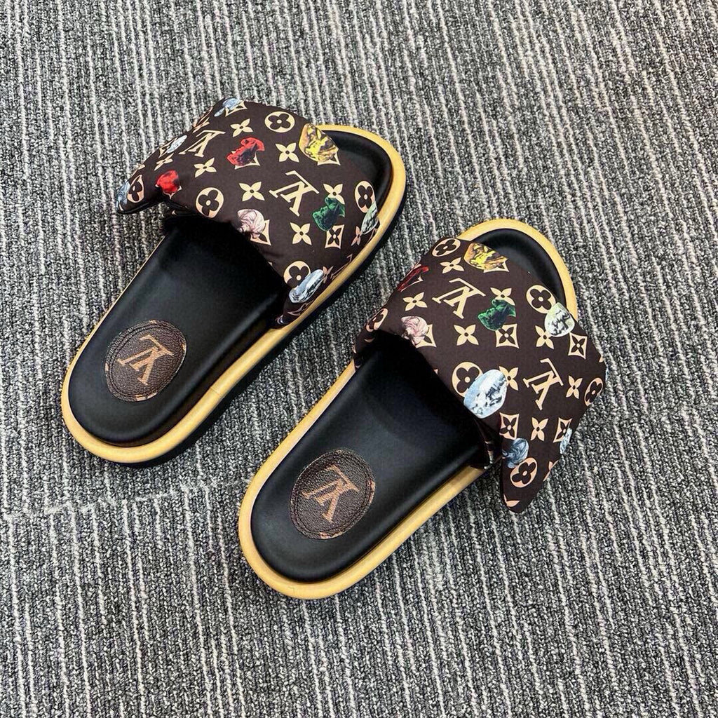 5QE12Z Popular Slippers