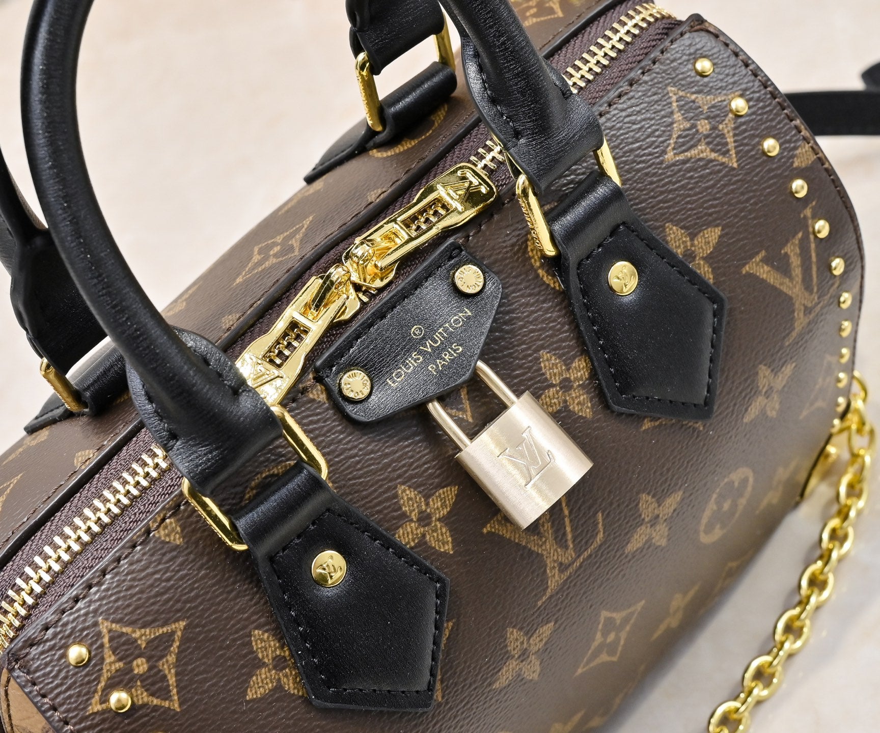 136NE5B Popular leather bag