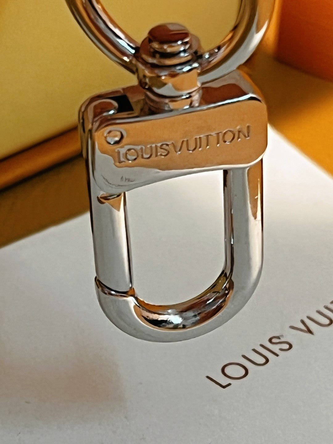 35QE8A Popular bag 's charms accessories