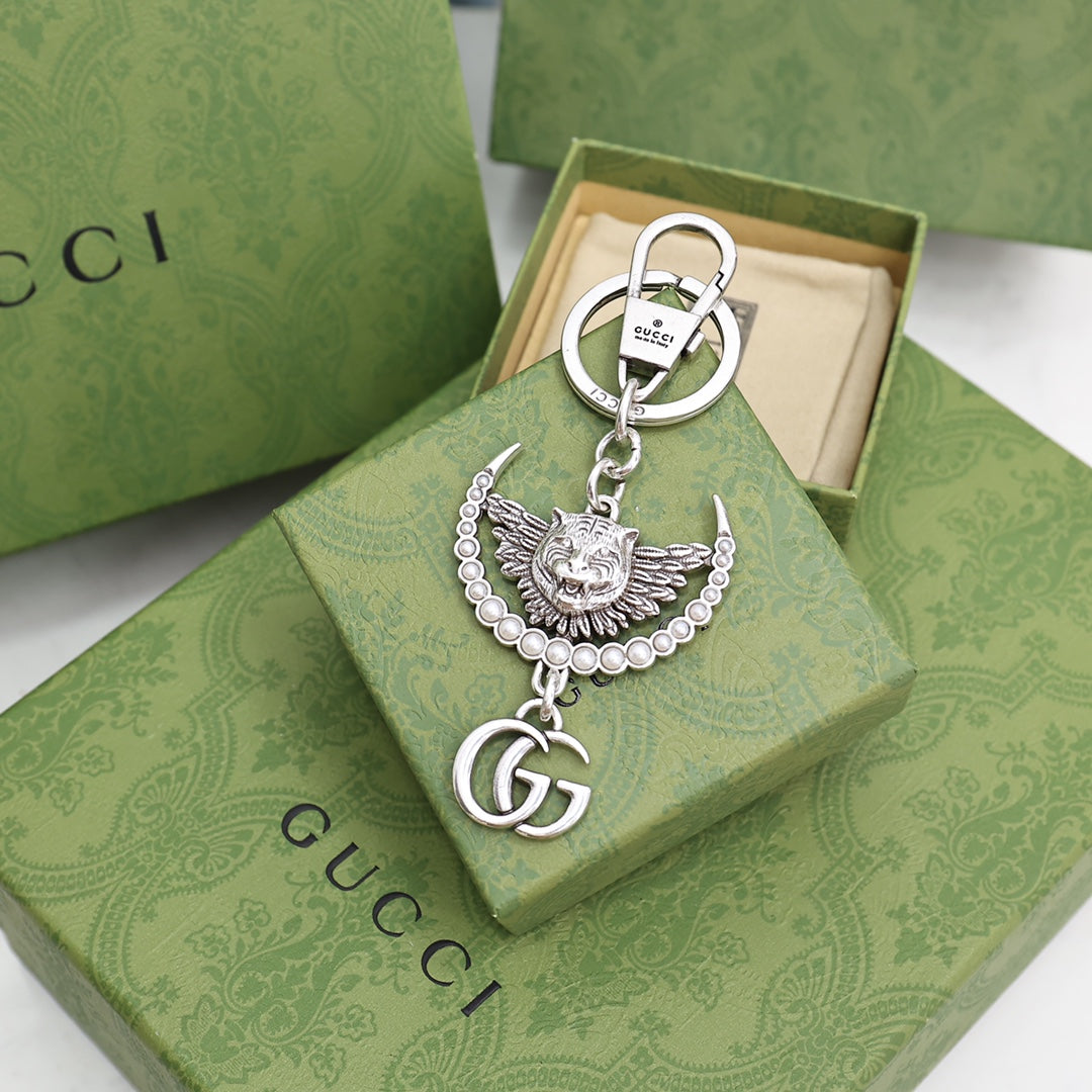 35ZB103A Popular bag 's charms accessories