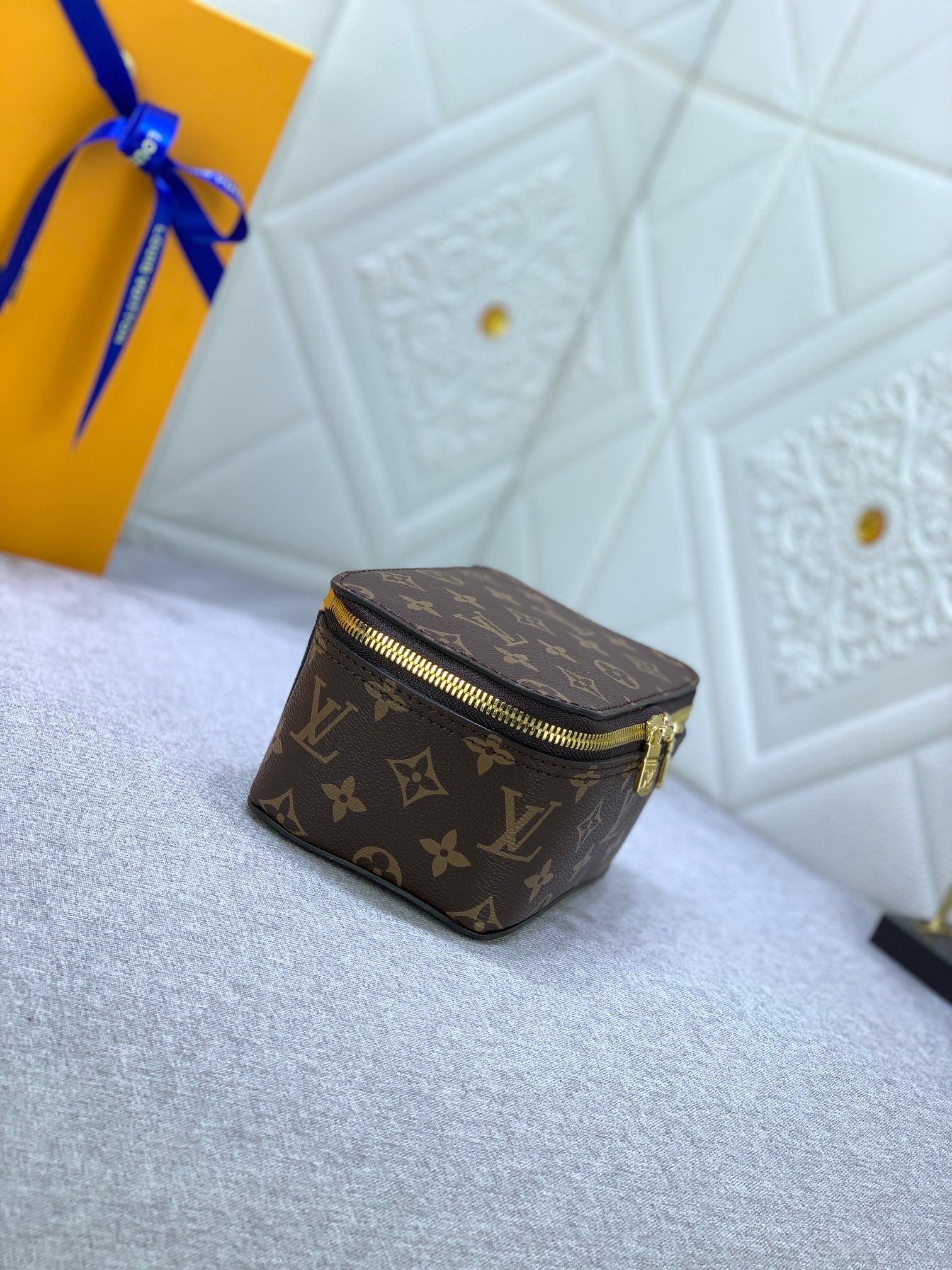 1XE272B Popular  leather bag 