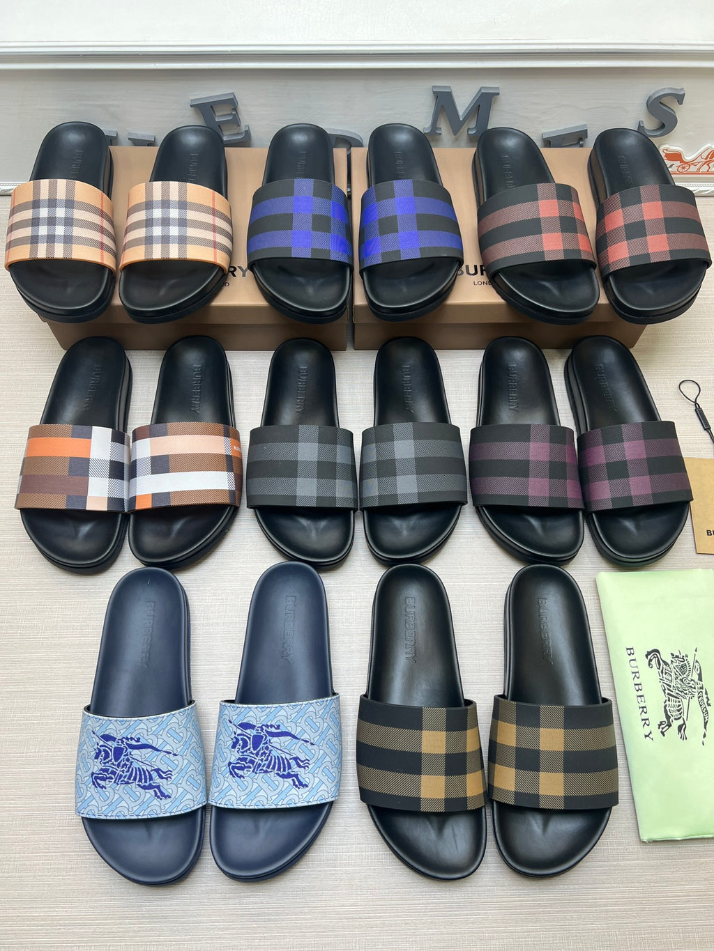 54R119Z Popular slippers