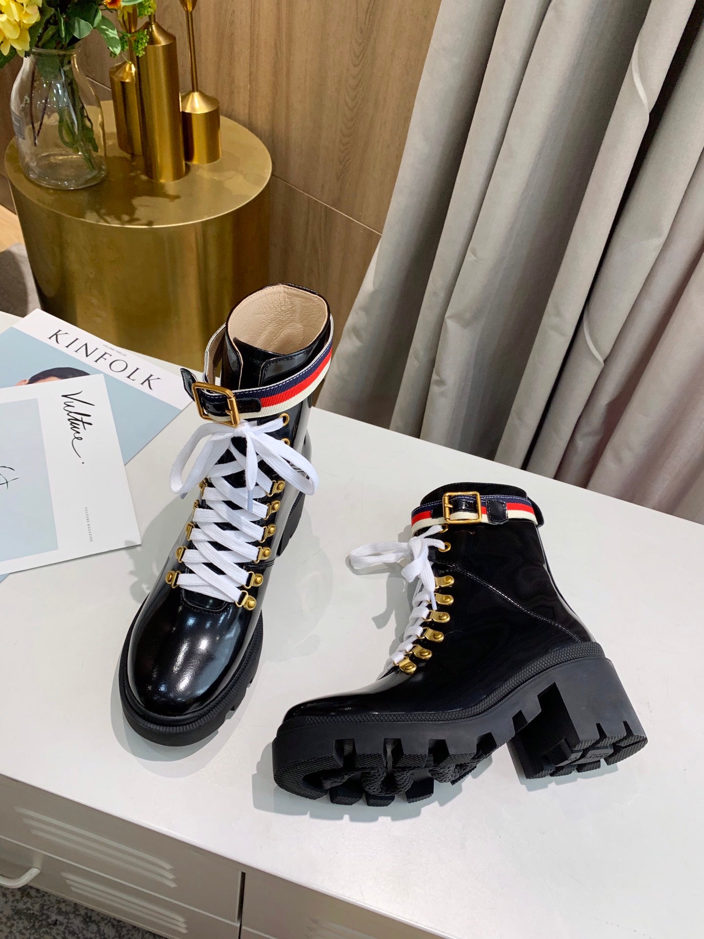 2XB200Z Popular leather boot (top layer leather lining)