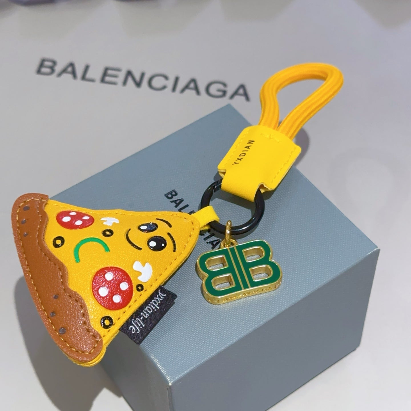 35ZJ64A Popular bag 's charms accessories