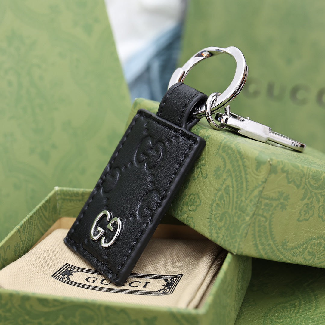 35ZB102A Popular bag 's charms accessories
