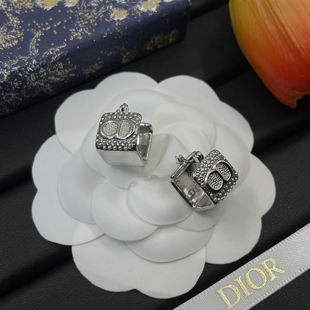 14D774E Popular  Earrings