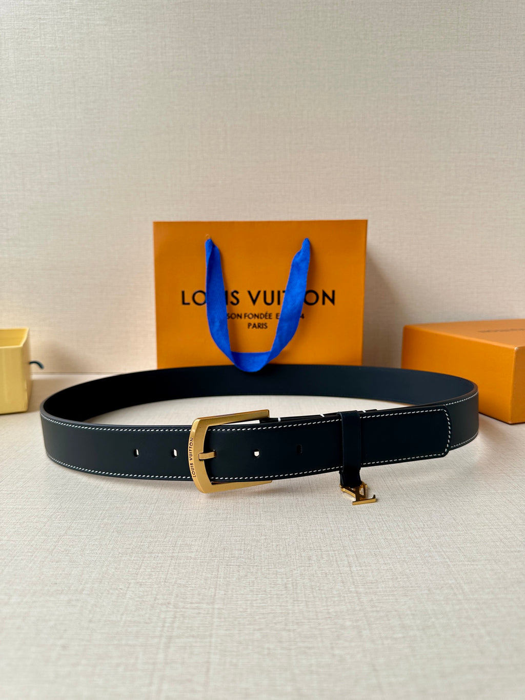 1WE161P Popular  High quality belt With full package