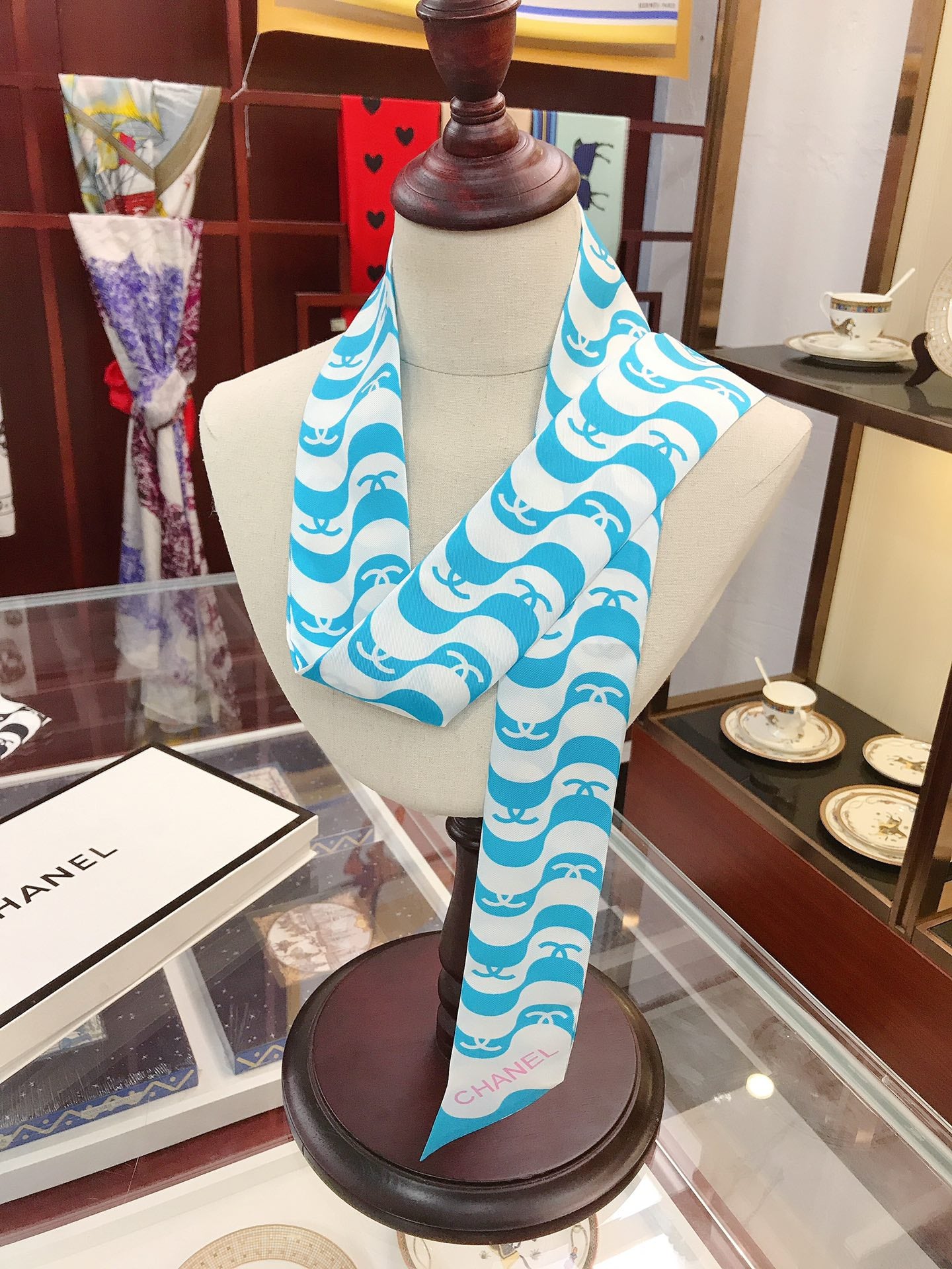 146NC9W Popular Silk Scarve