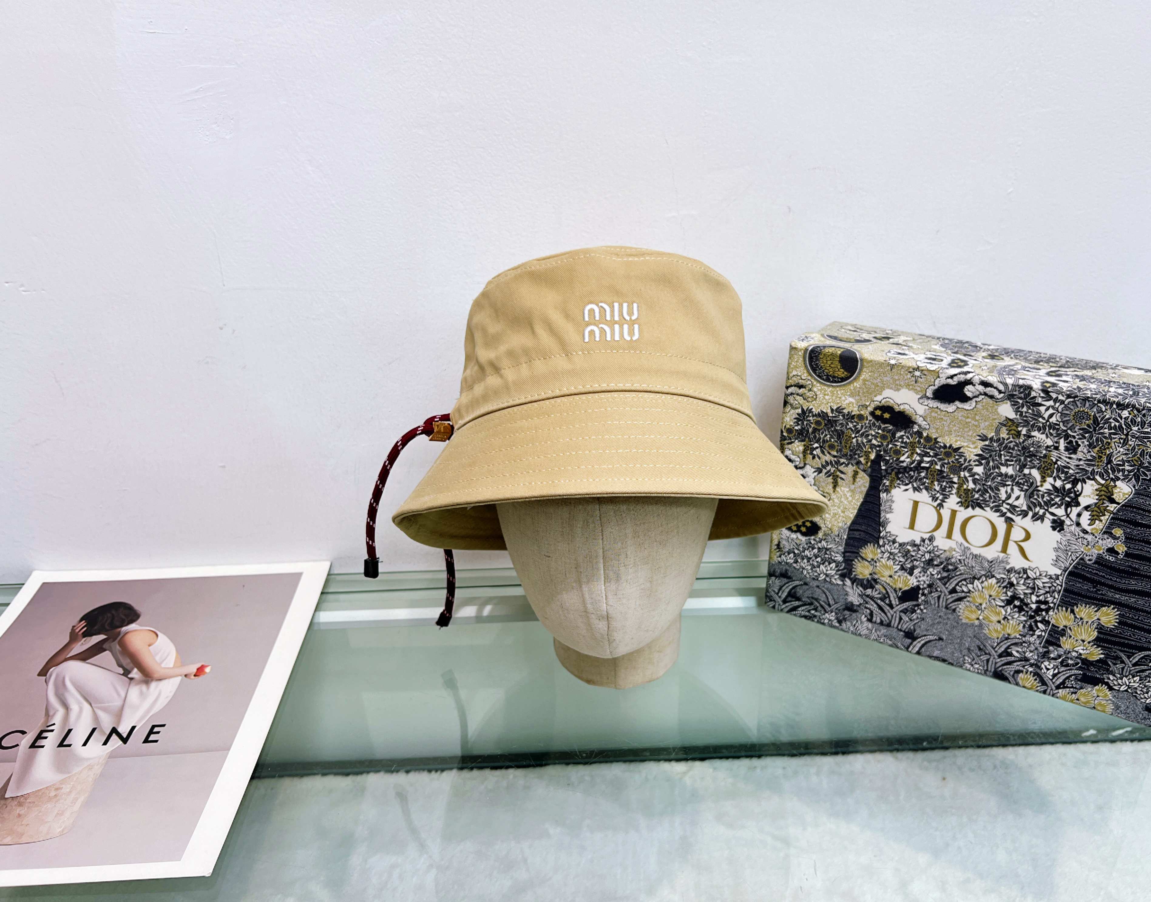 16XA30M Popular hats