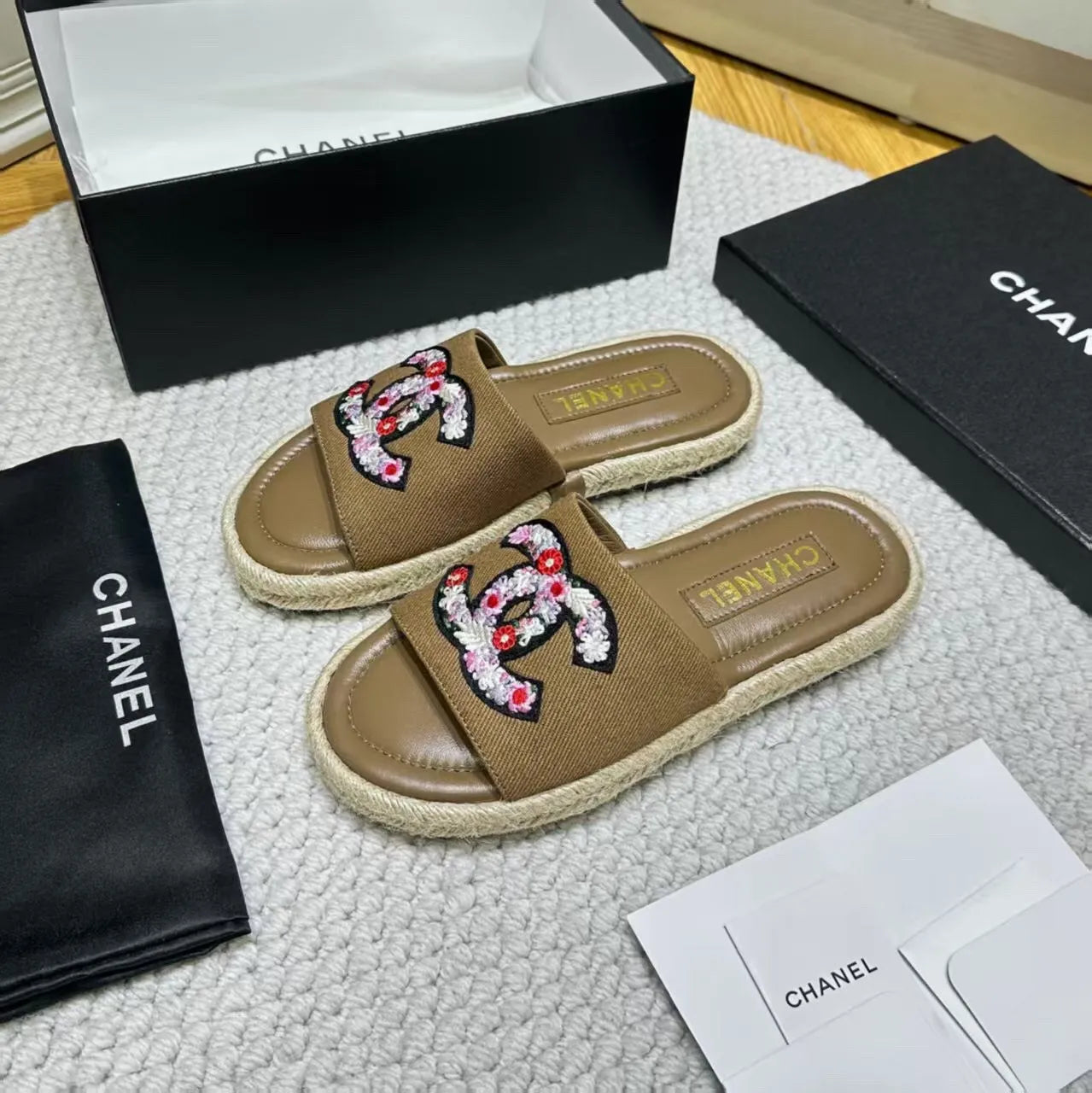 255QC43Z Popular leather shoes