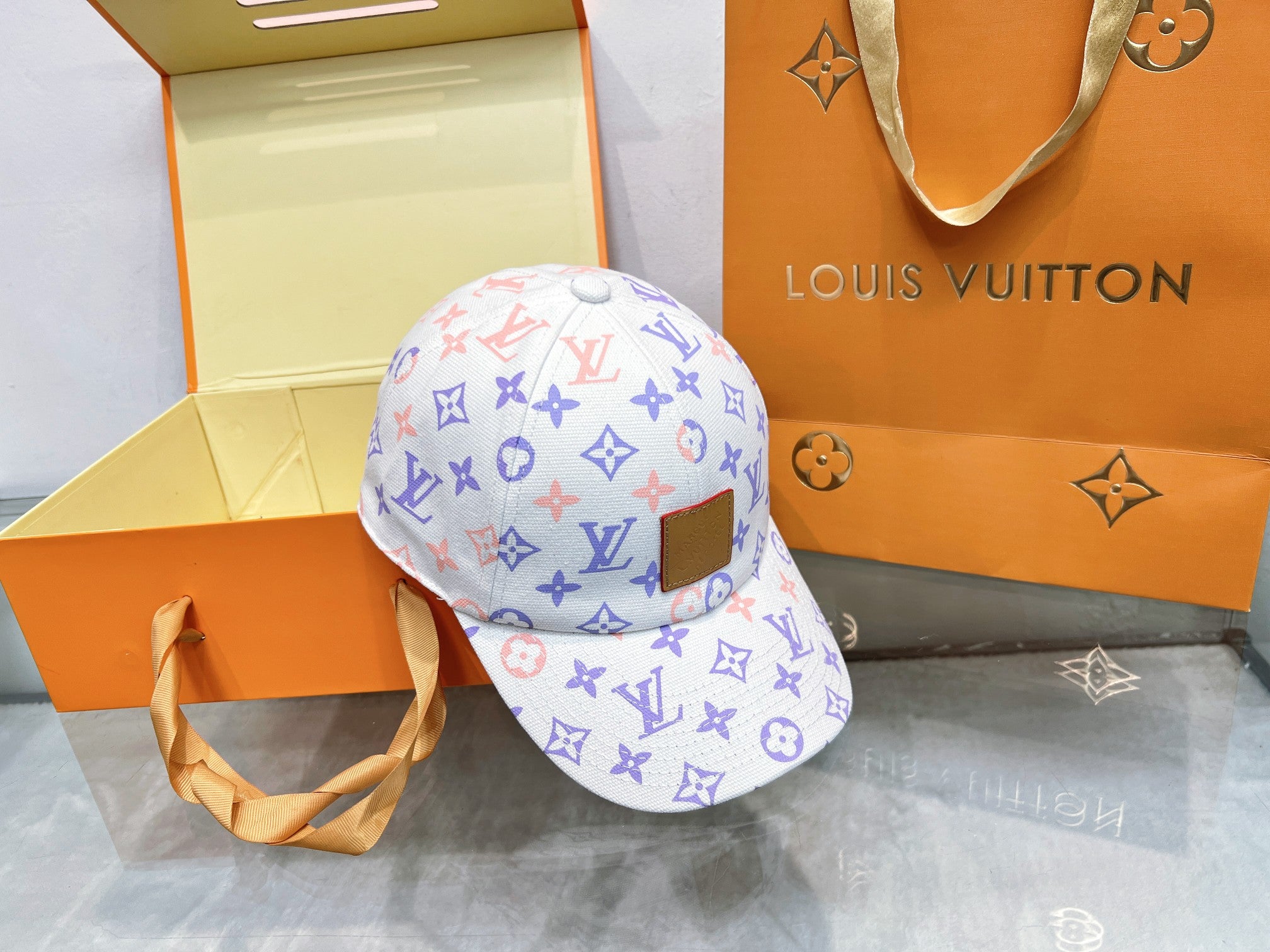 16XE20M Popular hats