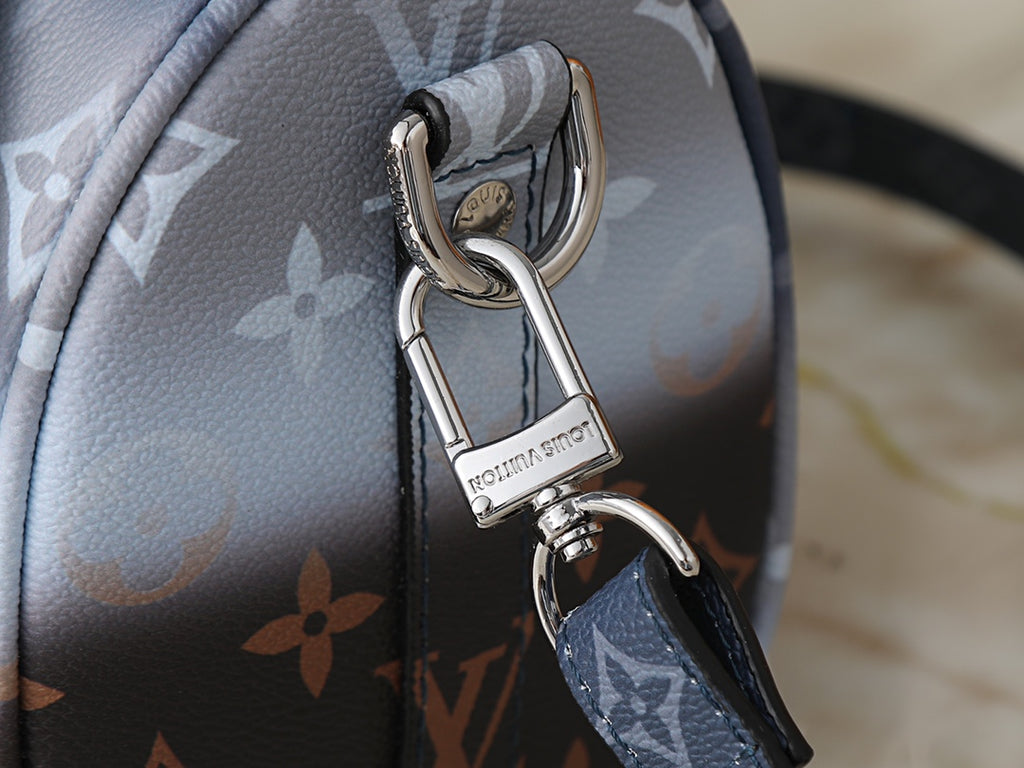 146PE30B Popular leather bag
