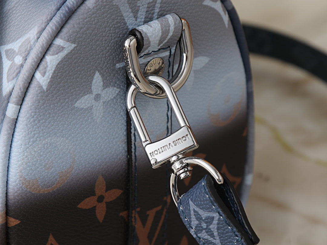 146PE30B Popular leather bag