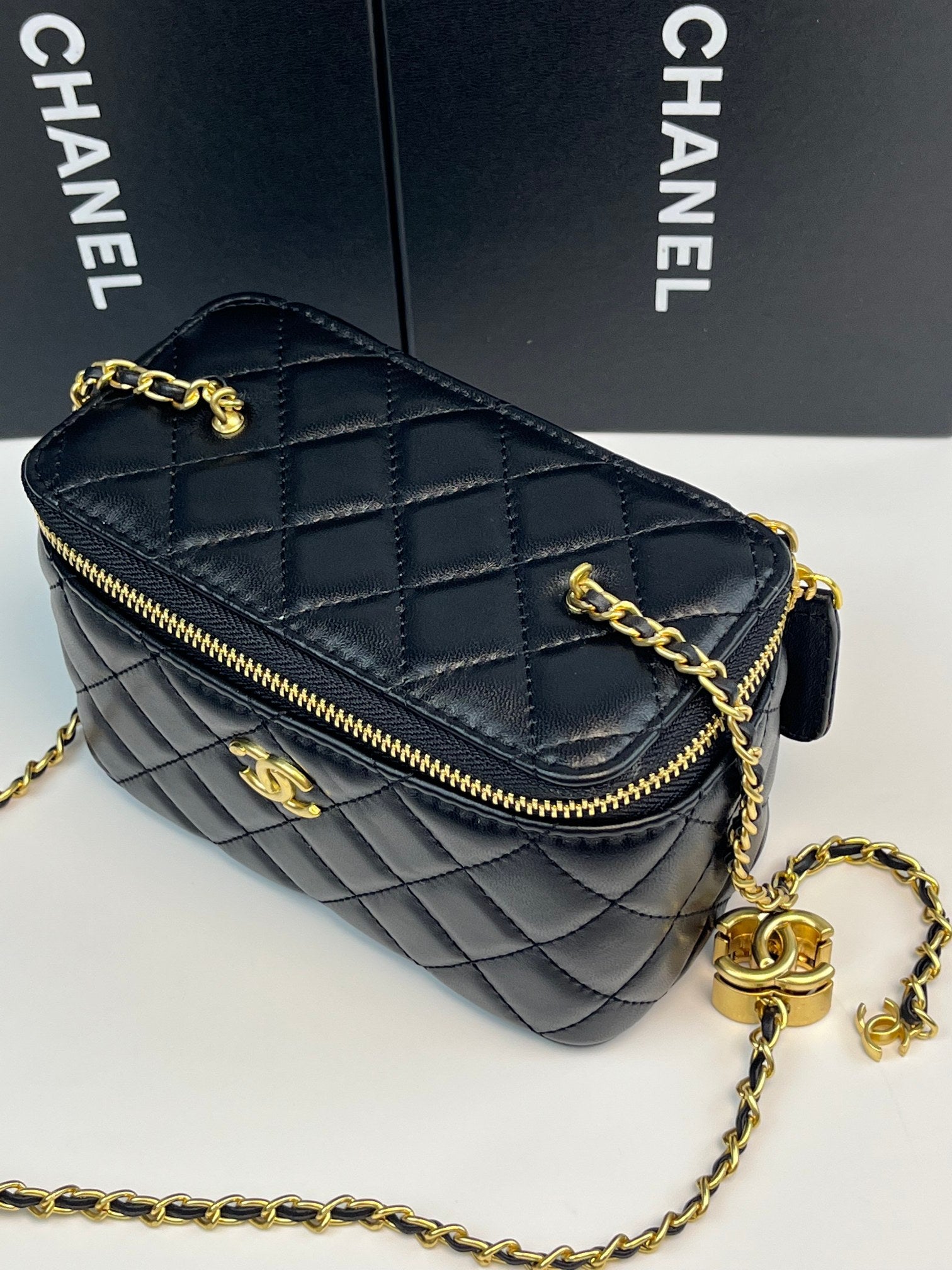 136PC83B Popular leather bag