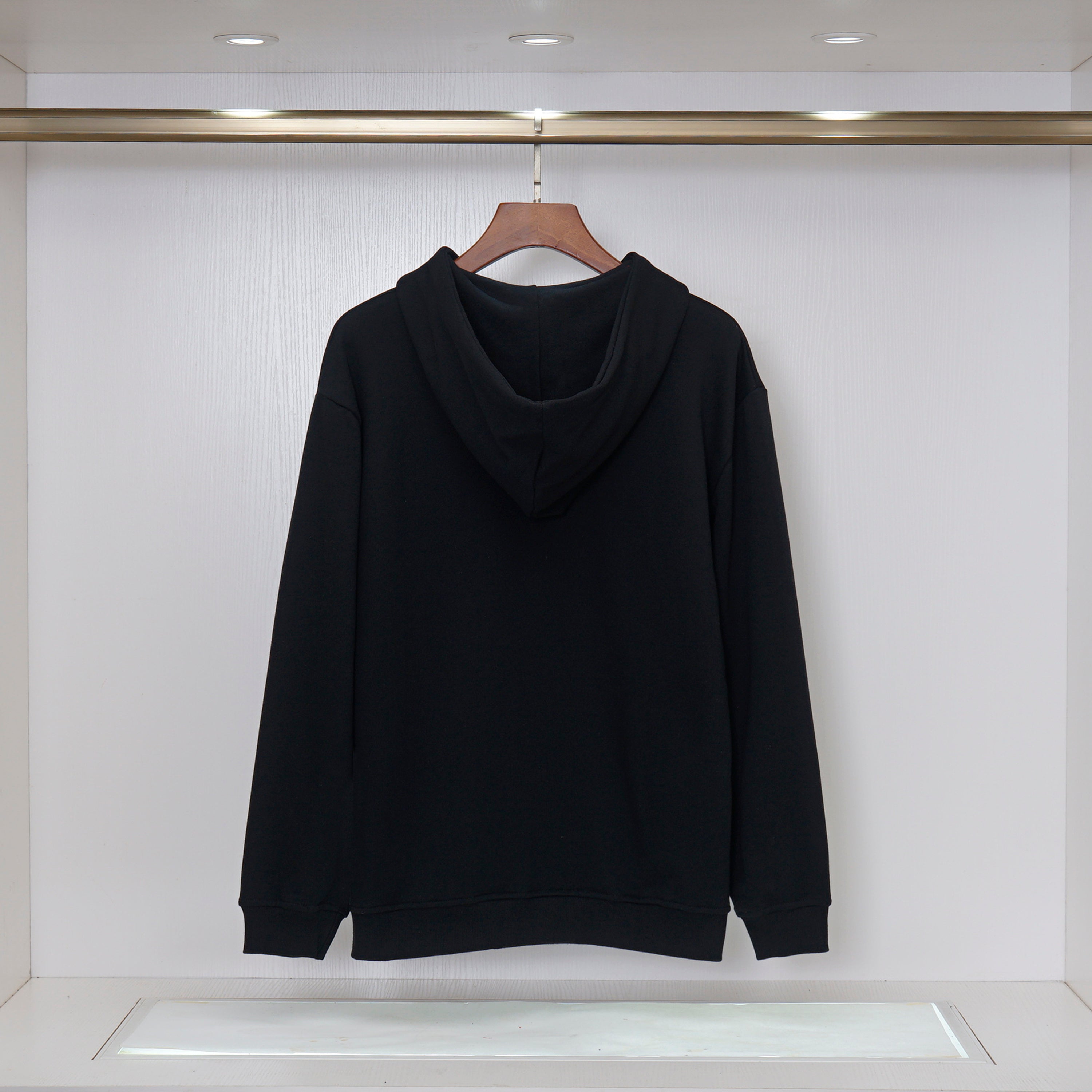185ZE147U Popular Sweaters