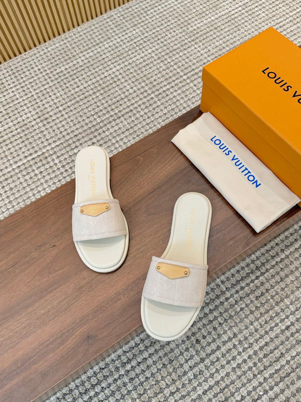 245RE3Z Popular high-quality shoes