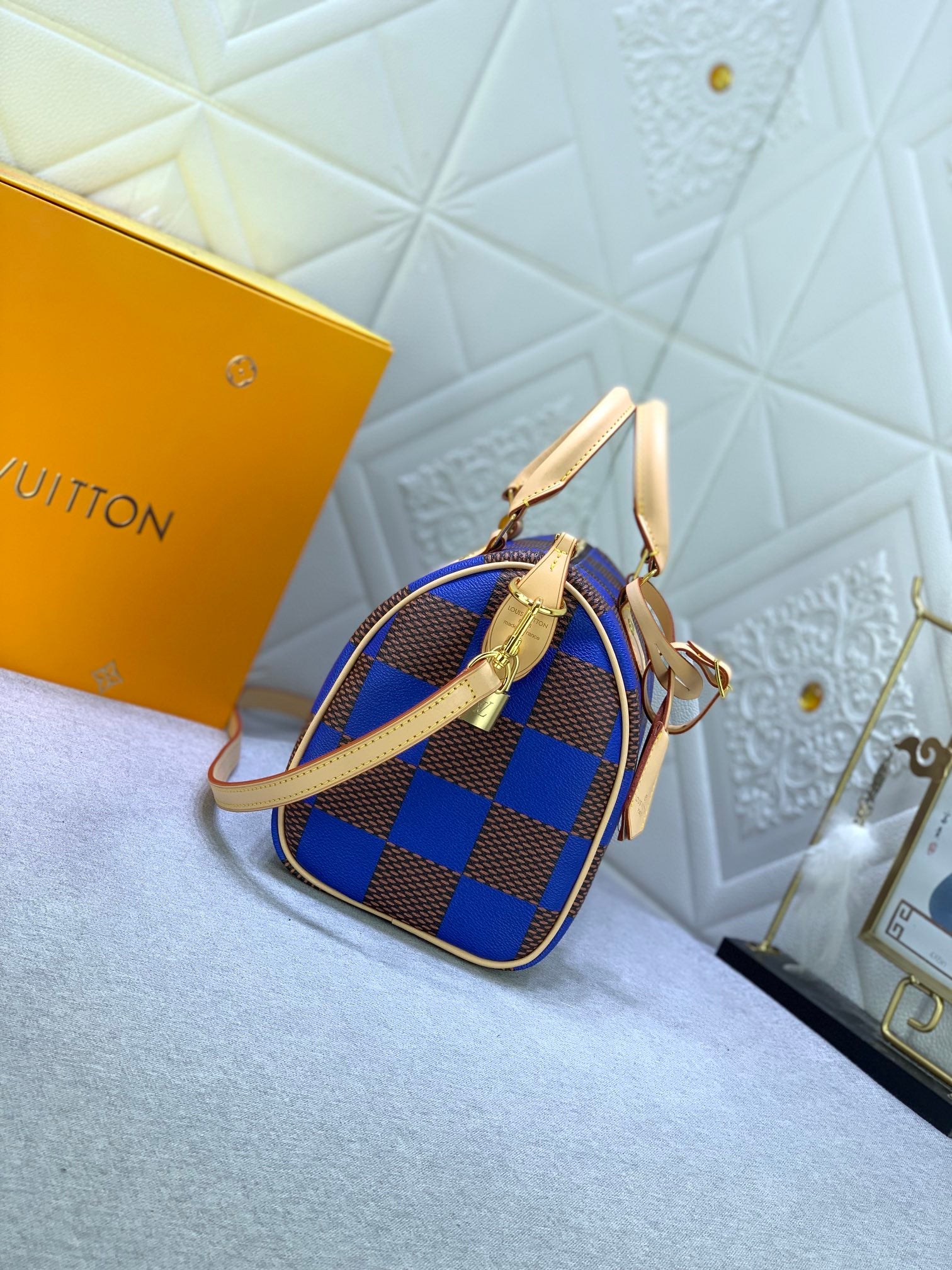 2XE269B Popular  leather bag 