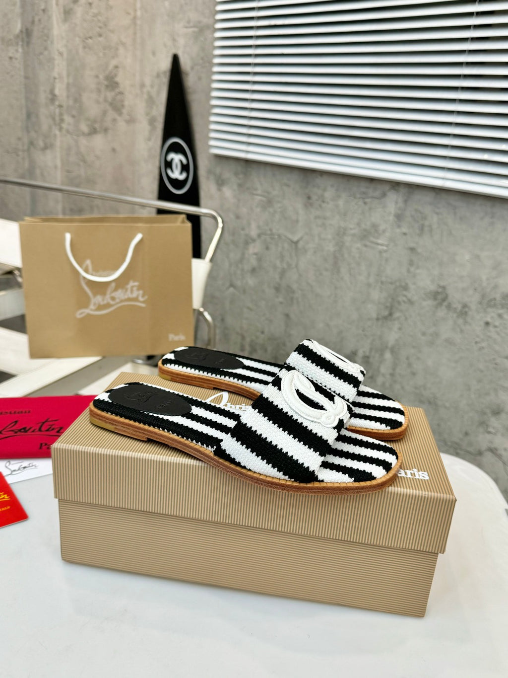 JXA10Z Popular leather + knitted sandals