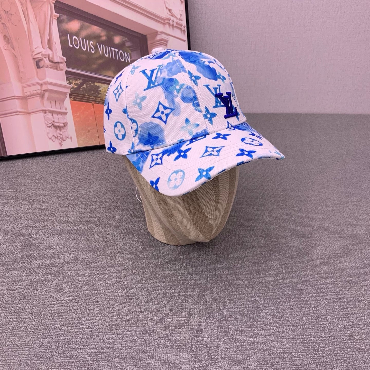 145ZE562M Popular  hats