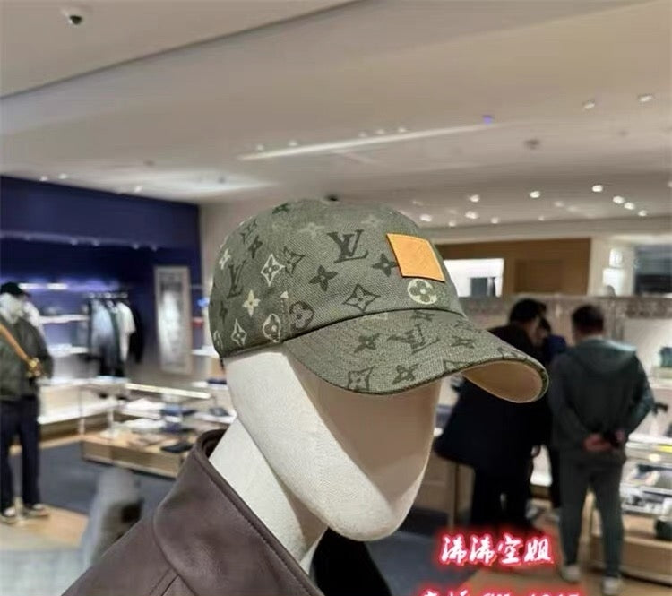 16XE20M Popular hats