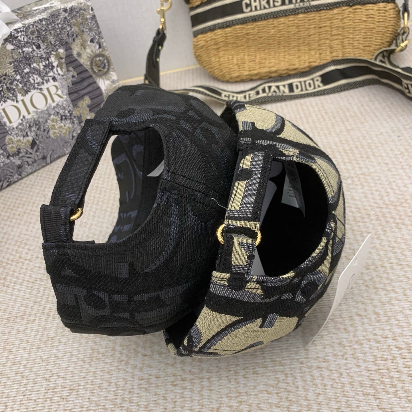 165ND9M Popular hats