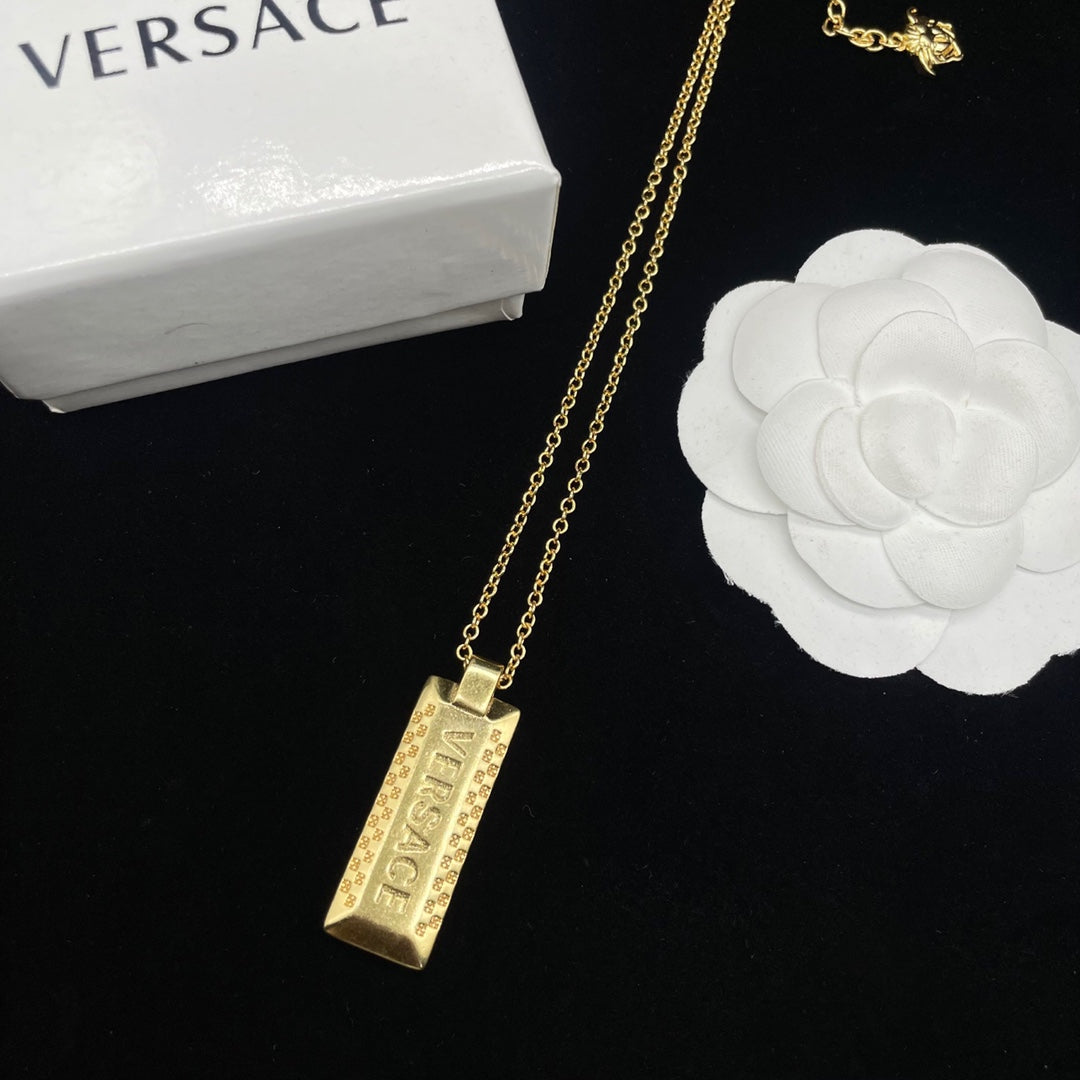 175RV63X Popular    Necklaces