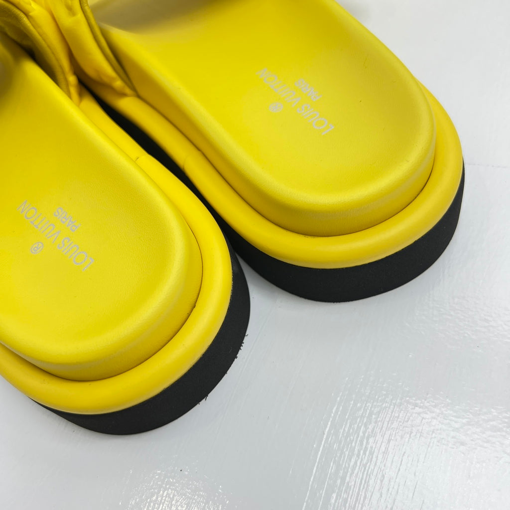 5YE115Z Popular Slippers