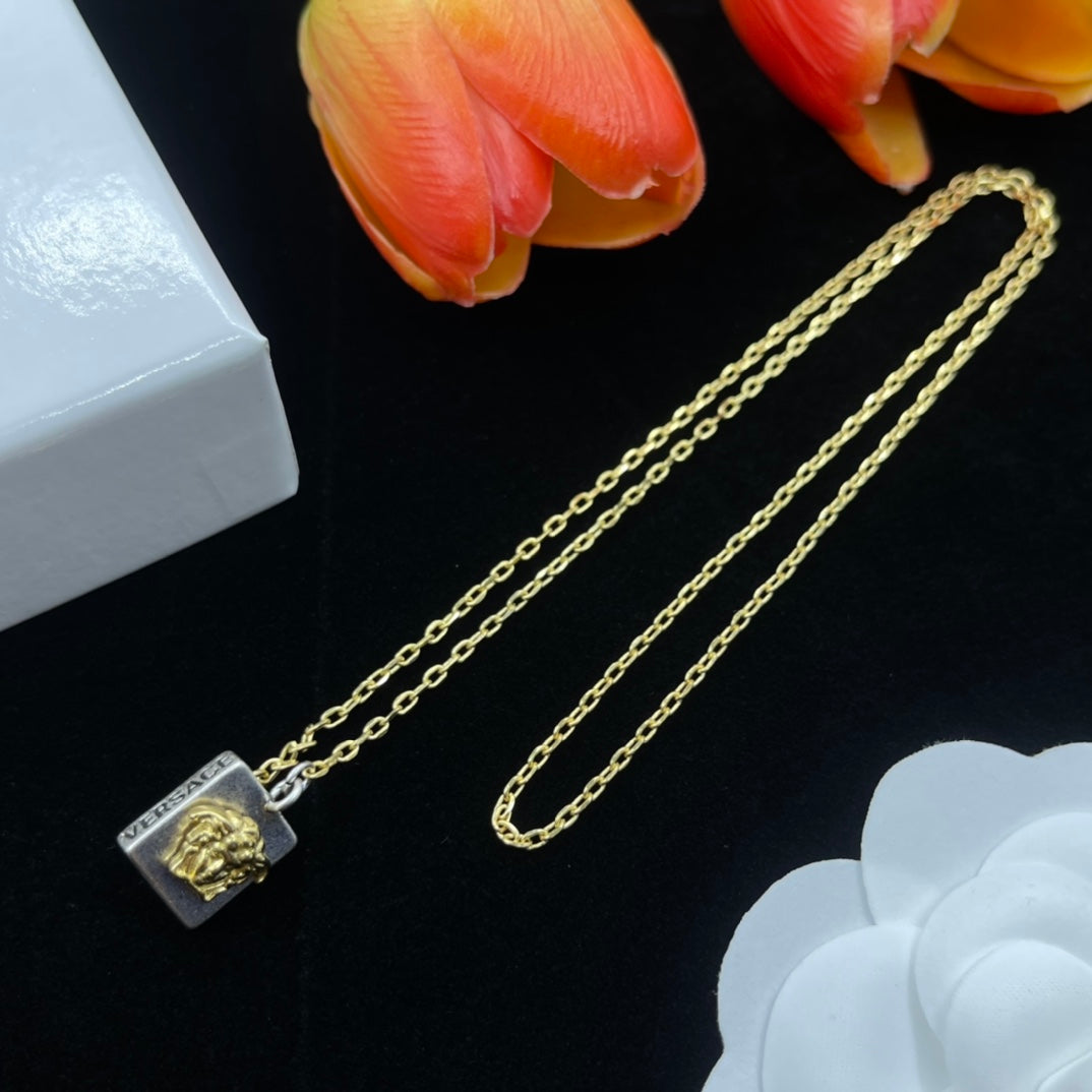 55QV374X  Popular Necklaces