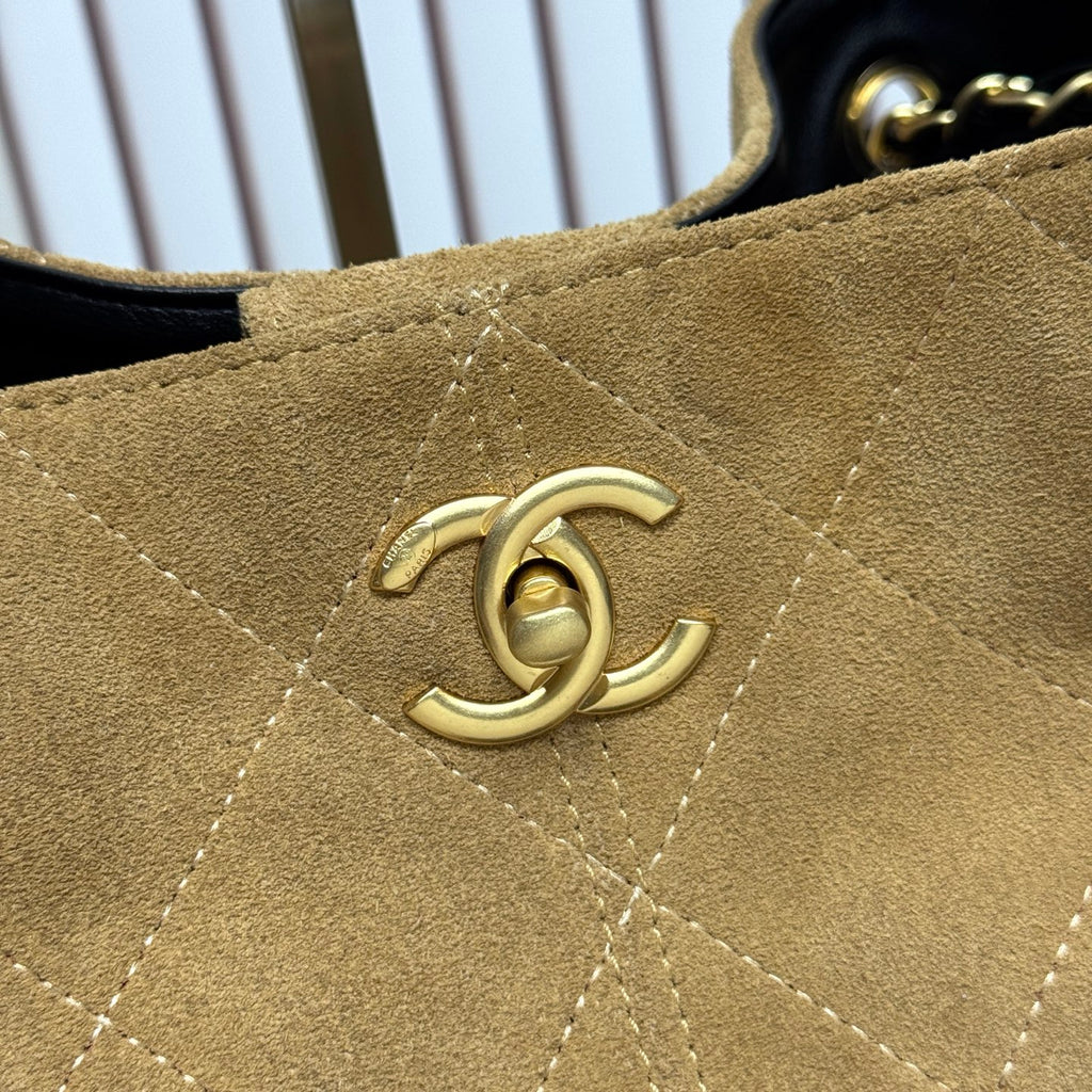 146PC17B Popular leather bag