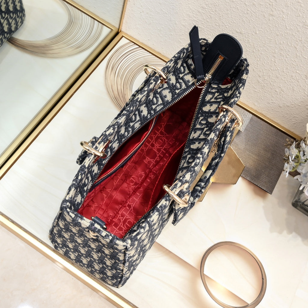 1XD439B Popular   embroidery bag