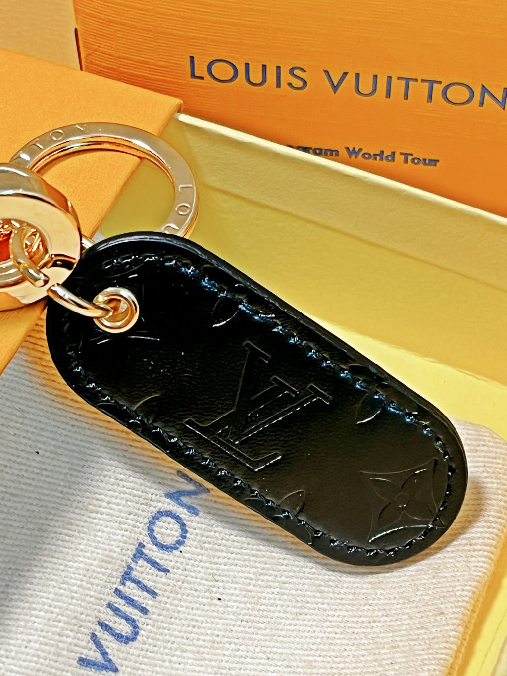 14E61A  Popular key closure