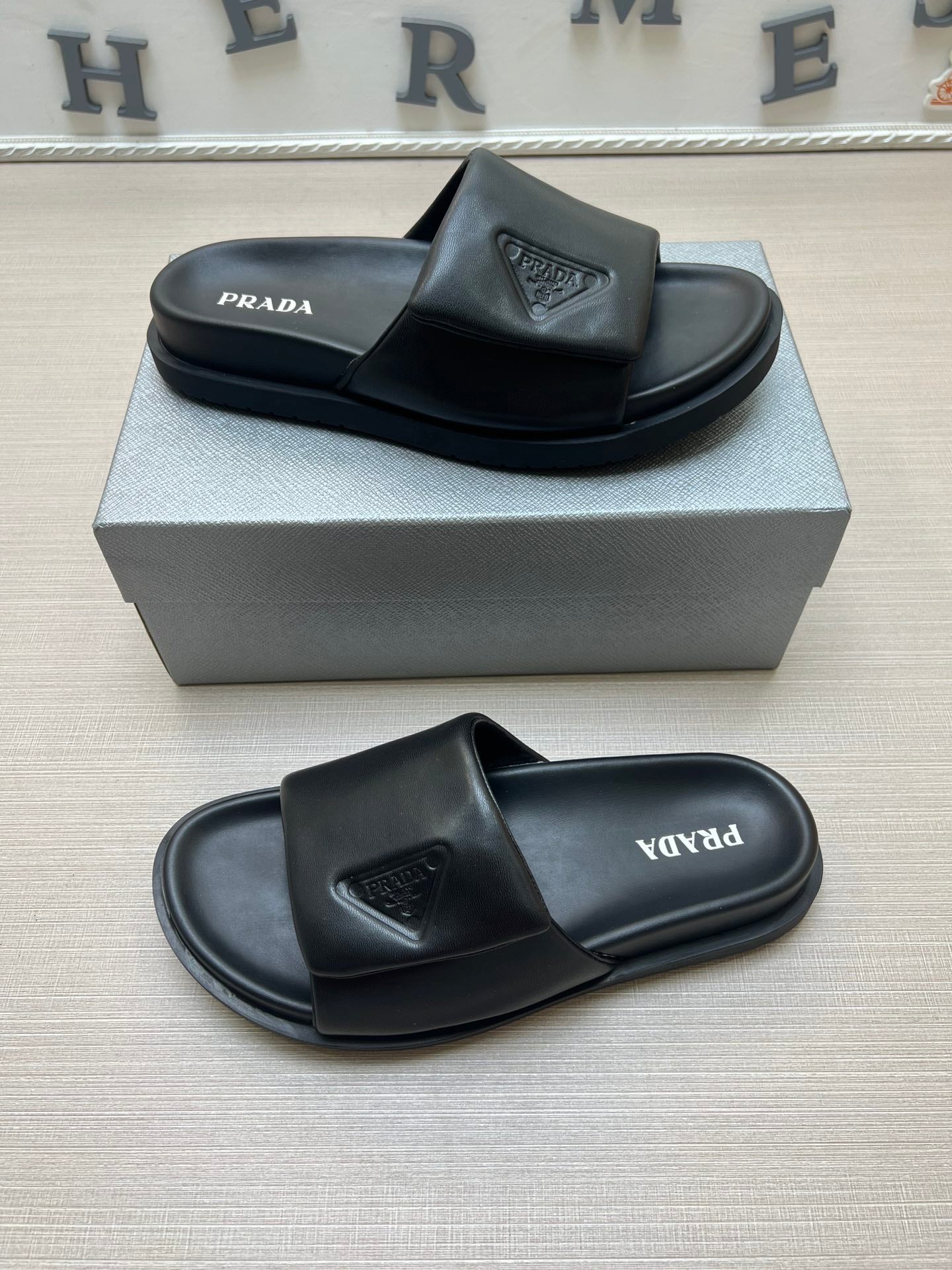 54PD7Z Popular slippers