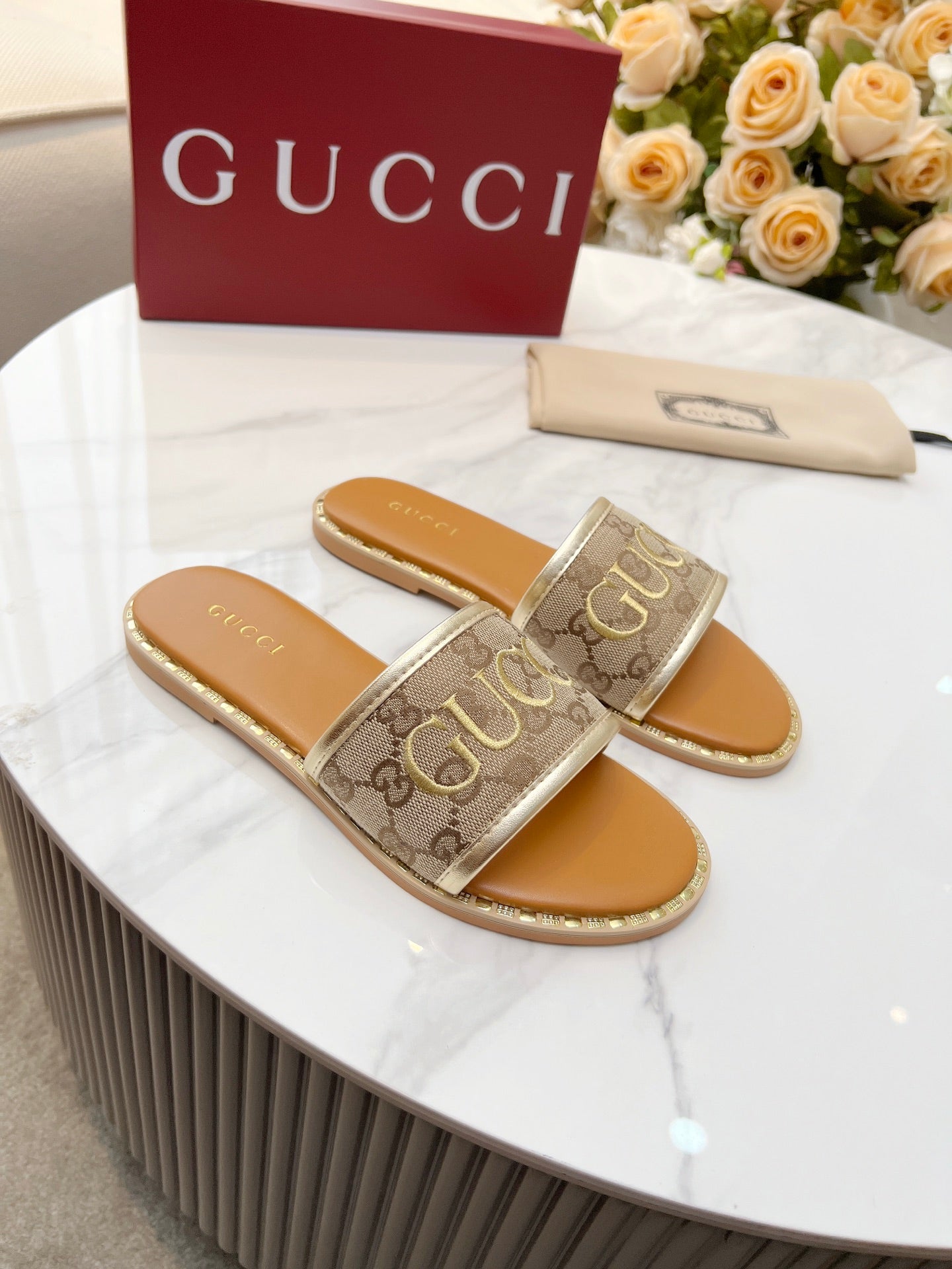255QB29Z Popular Slippers