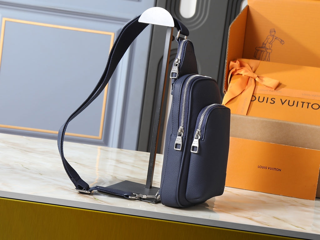 146PE24B Popular leather bag