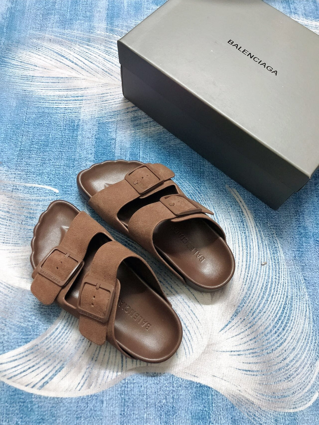 14J192Z Popular Slippers