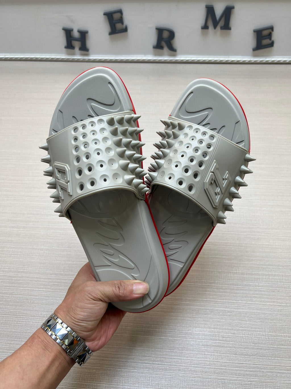 54A18Z Popular slippers