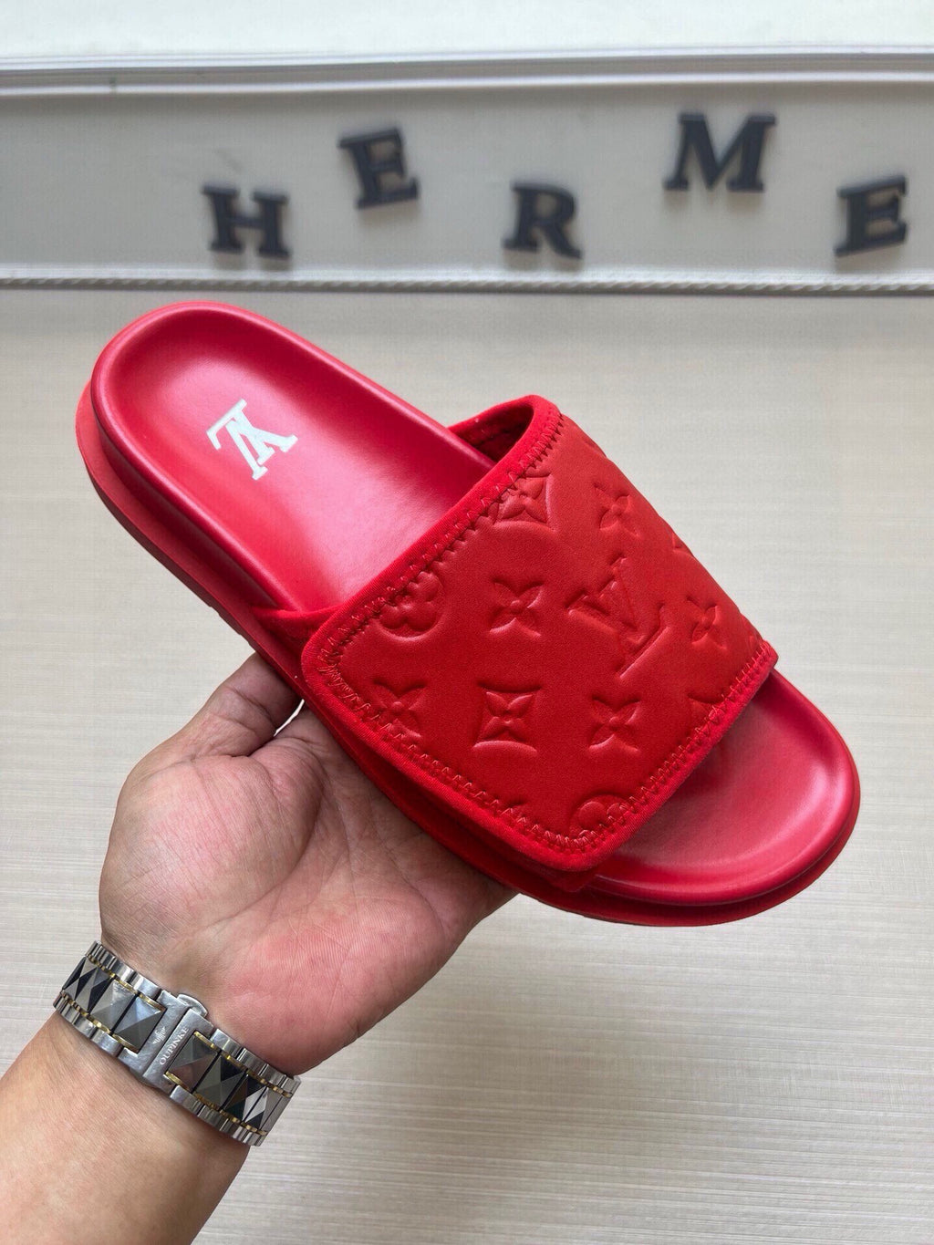 5LE210Z Popular Slippers