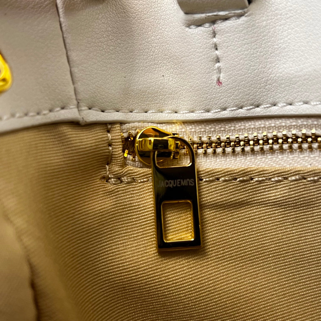 B1P46A140 Popular leather bags